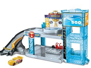 Disney Pixar Cars Florida 500 Racing Garage [Amazon Exclusive]