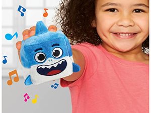 Baby Shark's Big Show! Song Cube – Singing Baby Shark Plush – Stuffed Animal Toys for Toddlers - Blue